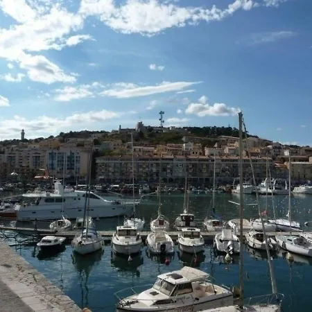 - 2 Pers, 24 M2, 1/0 * Sète