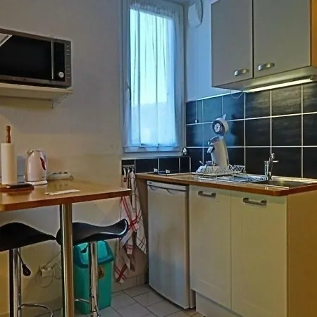 - 2 Pers, 24 M2, 1/0 * Sète