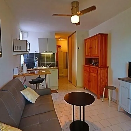 - 2 Pers, 24 M2, 1/0 * Sète